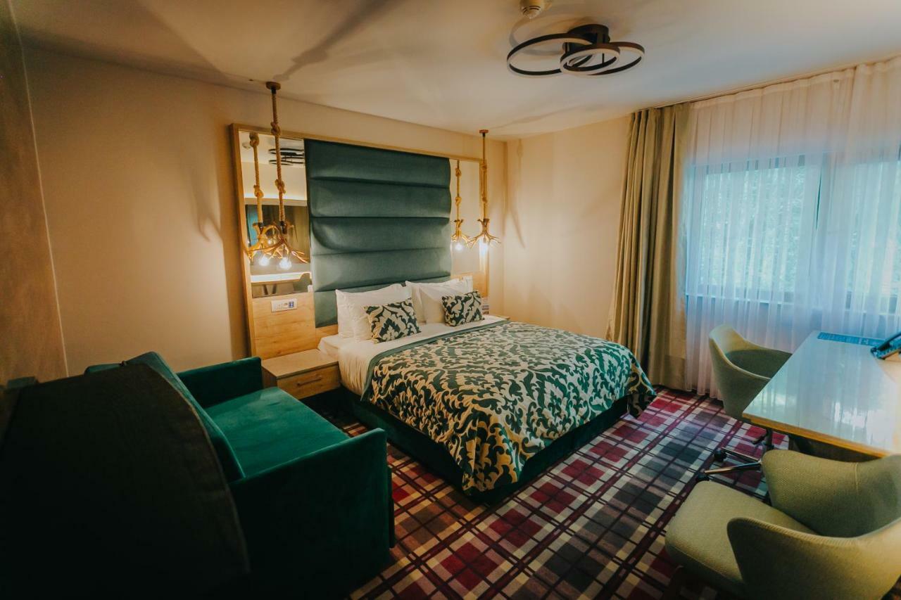 Lostrita - Pastravarie, Hotel & Spa Бая Маре Екстериор снимка